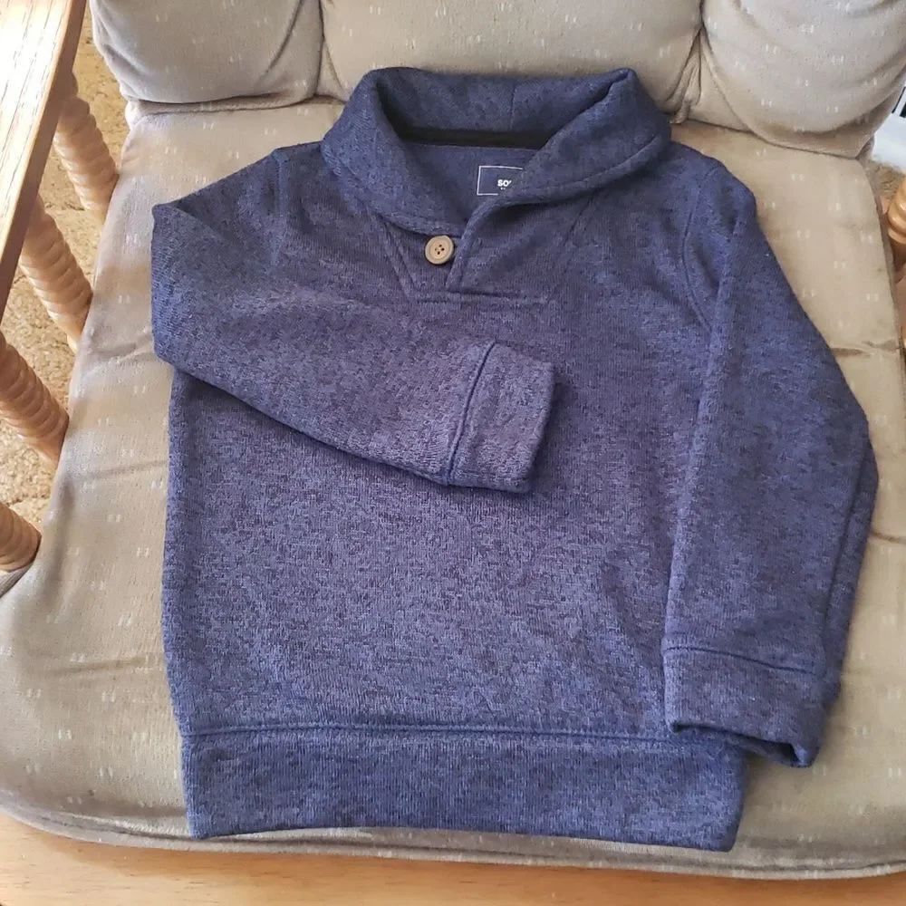 NWOT Supersoft Sonoma Little Boys Collared Sweatshirt with Button Accent Sz 4